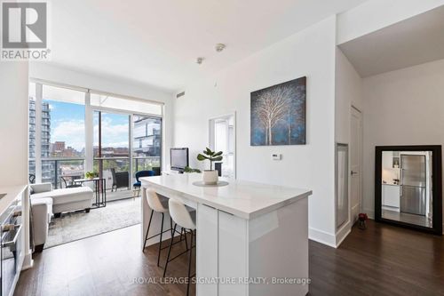 716-120 Parliament St, Toronto, ON, M5A2Y8 | Card Image