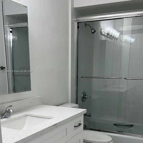 205-2307 Taylor St, Hollywood, FL, 33020-7409 | Card Image