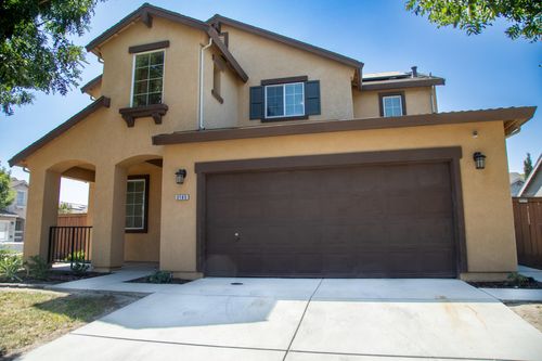 3185 Brickfield Ave, Tulare, CA, 93274-7880 | Card Image