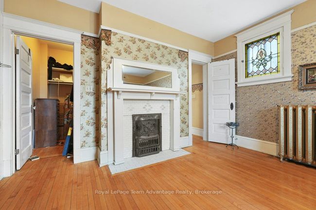 20 Belvedere Ave, House other with 6 bedrooms, 4 bathrooms and 3 parking in Parry Sound ON | Image 24