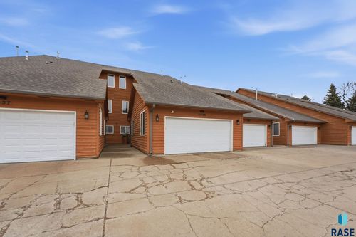 1639 Cactus Dr Drive, Sioux Falls, SD, 57110 | Card Image