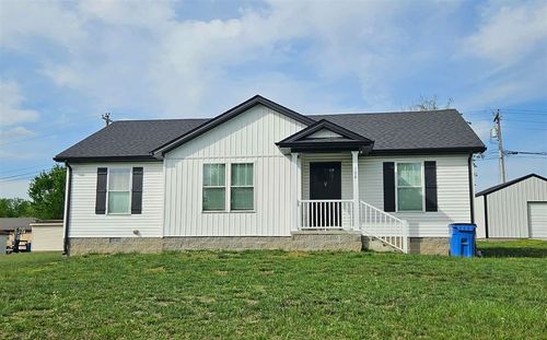108 Village Cir, Glasgow, KY, 42141-7038 | Card Image