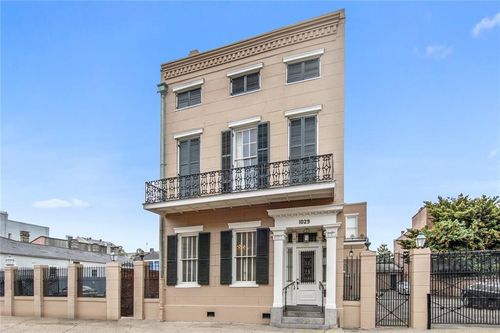 a-1029 Bourbon St, New Orleans, LA, 70116-2707 | Card Image