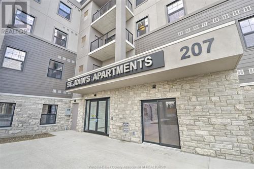 205-207 Brock St, Amherstburg, ON, N9V2H3 | Card Image
