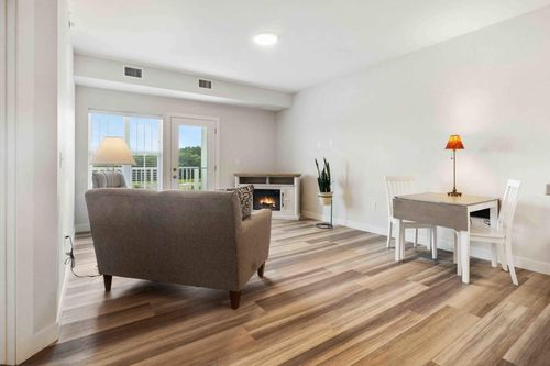 unit-309-7084 Glory Rd, Baxter, MN, 56425-4812 | Card Image