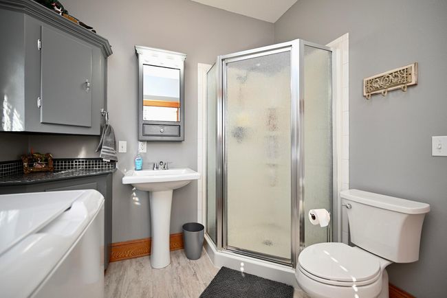 16 MF Bathroom.jpg | Image 21