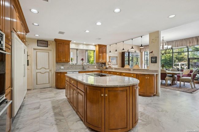 12 Woodfield Ln, House other with 8 bedrooms, 8 bathrooms and null parking in Glen Head NY | Image 6