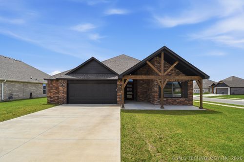 27914 E 108th Pl S, Coweta, OK, 74429-3602 | Card Image