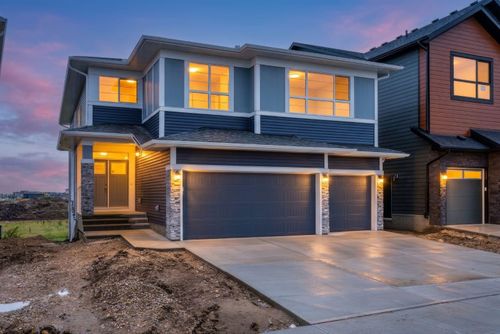 813 Chelsea Villge, Chestermere, AB, T1X3H5 | Card Image