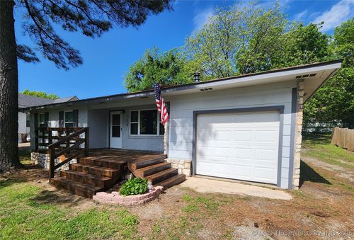 359 S California Ave, Atoka, OK, 74525-2239 | Card Image