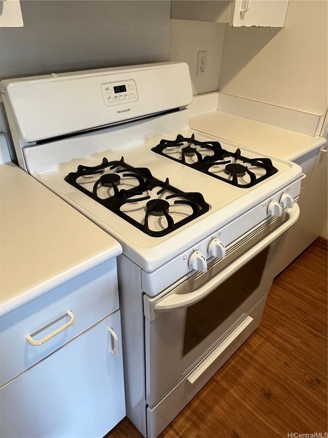 APT-5W - 91-1059 Puamaeole St, Condo with 1 bedrooms, 1 bathrooms and 1 parking in Ewa Beach HI | Image 12
