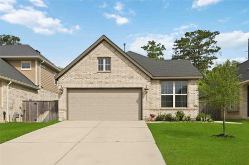 35432 Woodtrace Circle, Pinehurst, TX, 77362 | Card Image