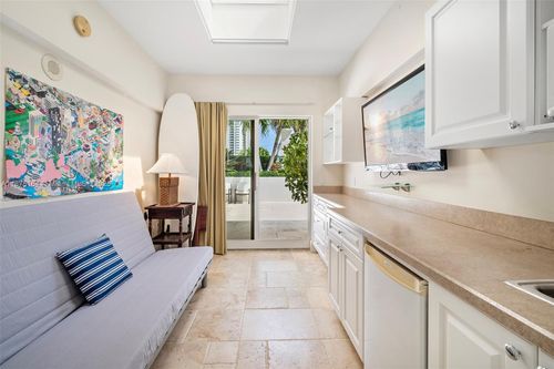 a14-4775 Collins Ave, Miami Beach, FL, 33140-3262 | Card Image