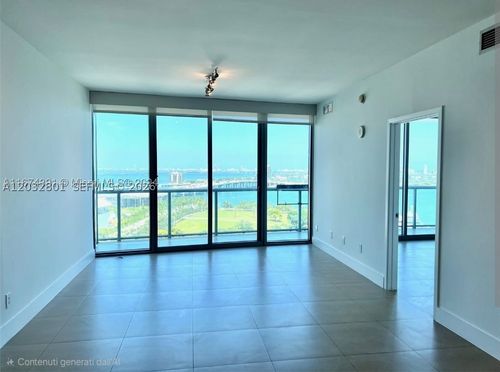 5107-888 Biscayne Blvd, Miami, FL, 33132-1555 | Card Image