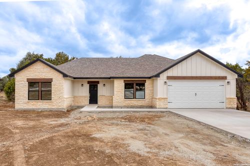 1595 Rocky Ridge Loop, Canyon Lake, TX, 78133-2062 | Card Image