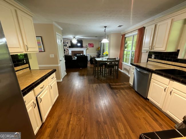5363 Forest Dr, House other with 6 bedrooms, 4 bathrooms and null parking in Loganville GA | Image 18