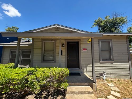 1615 Lee Hall, San Antonio, TX, 78201-3528 | Card Image