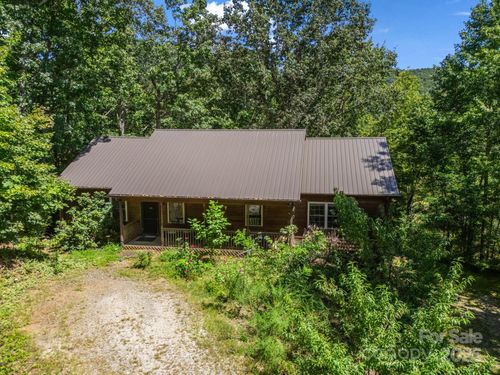 288 Long Ridge Rd, Old Fort, NC, 28762-6870 | Card Image