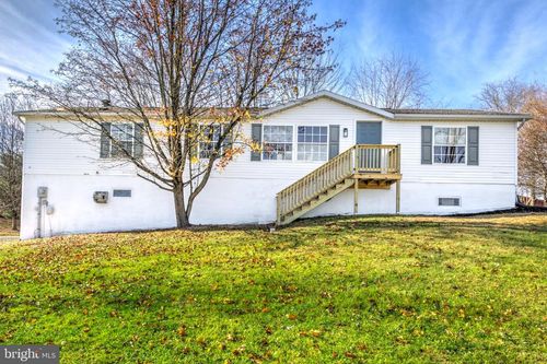 166 N Main St, Aspers, PA, 17304-9481 | Card Image