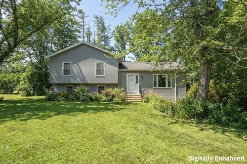 2 Nottingham Cir, Spencer, MA, 01562-2943 | Card Image