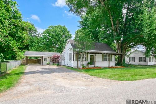 110 Saint Jude St, New Roads, LA, 70760-3720 | Card Image