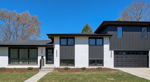 703 N Gibbons Ave, Arlington Heights, IL, 60004-5826 | Card Image