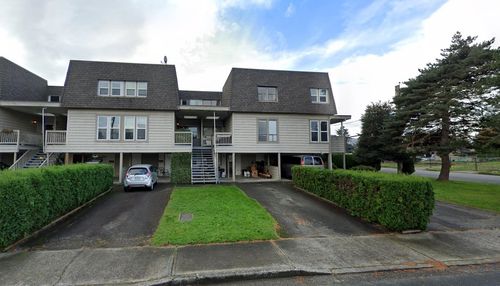 8-45720 Victoria Ave, Chilliwack, BC, V2P2T5 | Card Image