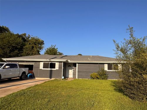 3890 Bristol Dr, Beaumont, TX, 77707-2415 | Card Image