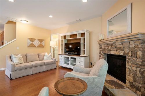 2904 Goldfinch Cir, Marietta, GA, 30066-4079 | Card Image