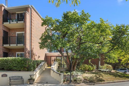 apt-219-815 Leicester Rd, Elk Grove Village, IL, 60007-7303 | Card Image