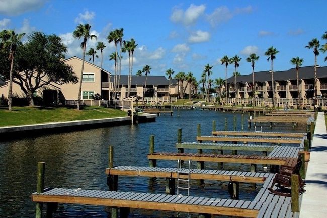 1907 Bayhouse Dr, Condo with 2 bedrooms, 2 bathrooms and null parking in Rockport TX | Image 23