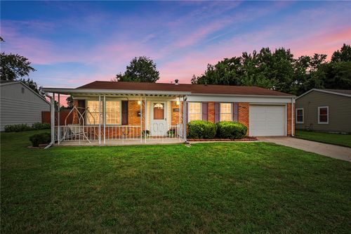 106 Corlington Dr, Springfield, OH, 45506-3412 | Card Image
