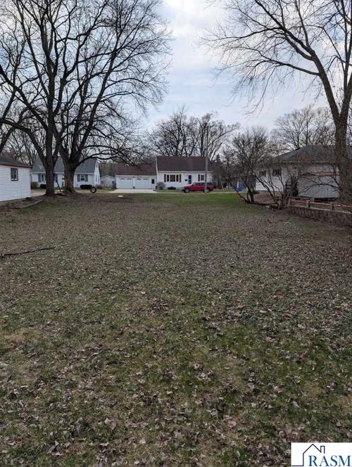 544 Harrison Ave, North Mankato, MN, 56003-2906 | Card Image