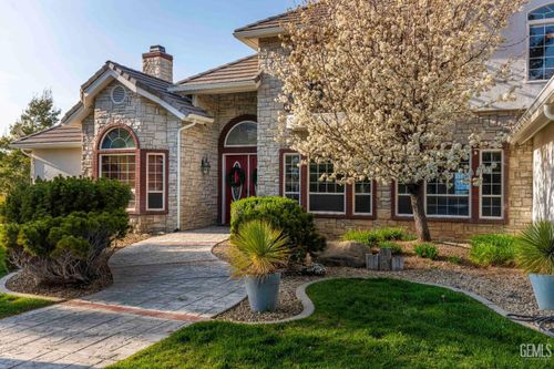 30360 Hart Oaks Dr, Keene, CA, 93531-1513 | Card Image