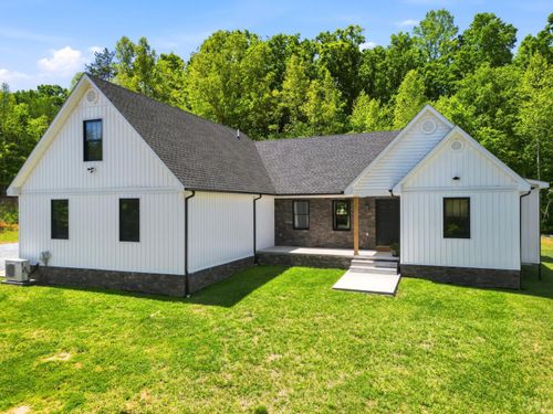 198 Old Lynbrook Rd, Rustburg, VA, 24588-4796 | Card Image