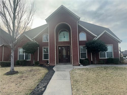 4500 Sw Swinton Dr, Bentonville, AR, 72713-7812 | Card Image