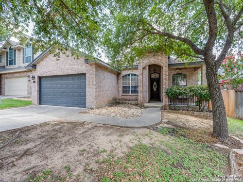 759 San Luis, New Braunfels, TX, 78132-2895 | Card Image