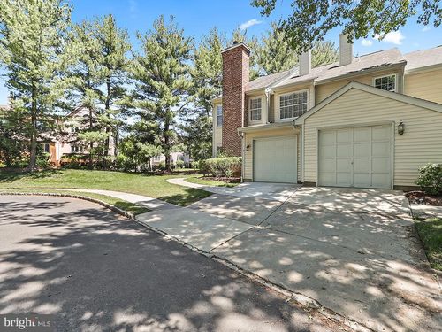 6 Heath Ct, Princeton, NJ, 08540-7057 | Card Image