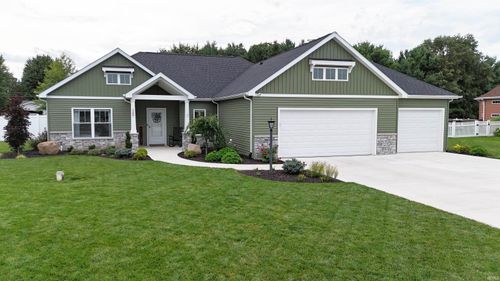 1207 E Dresdin Dr, Warsaw, IN, 46580-7562 | Card Image