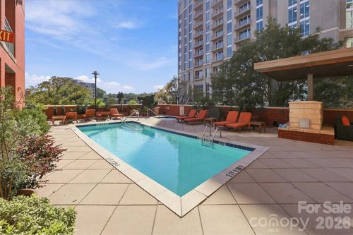 704-701 Royal Ct, Charlotte, NC, 28202-2755 | Card Image