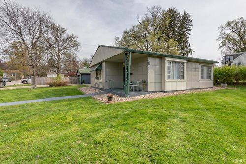 1901 E Maxwell Ln, Bloomington, IN, 47401-5210 | Card Image