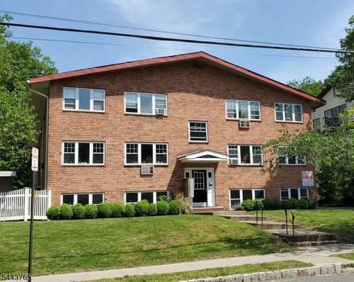 a1-35 S Willow St, Montclair, NJ, 07042-3381 | Card Image