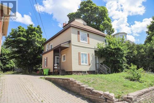 634 Wellington St E, Sault Ste. Marie, ON, P6A2M5 | Card Image