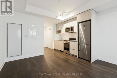 512-801 The Queensway, Toronto (Stonegate-Queensway), ON, M8Z6A8 | Card Image