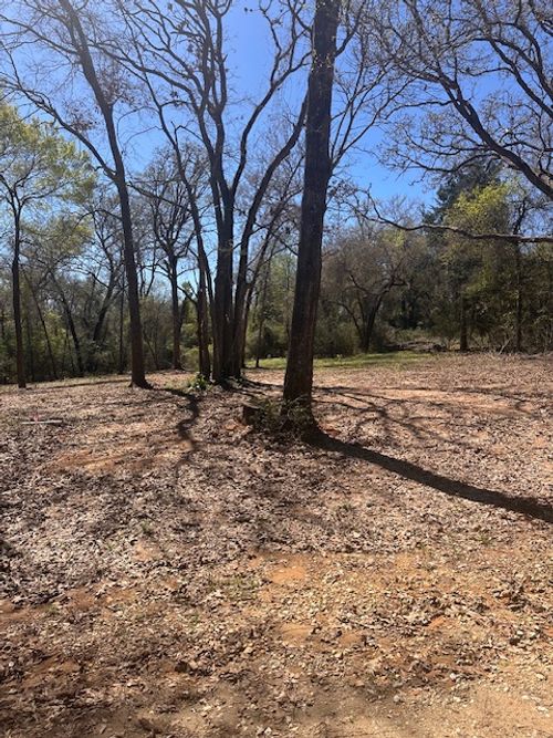 4 Lakeview Cir, Hilltop Lakes, TX, 77871 | Card Image