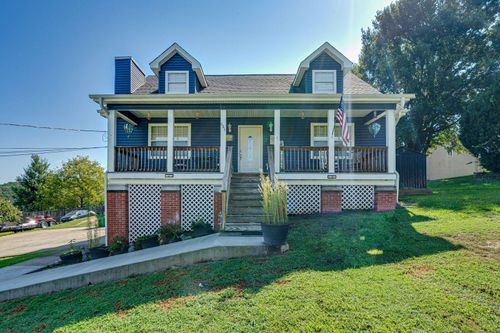 684 Debbie Ln, Ringgold, GA, 30736-5561 | Card Image