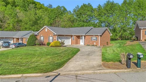 210 Old Brickyard Cir, North Wilkesboro, NC, 28659-8990 | Card Image