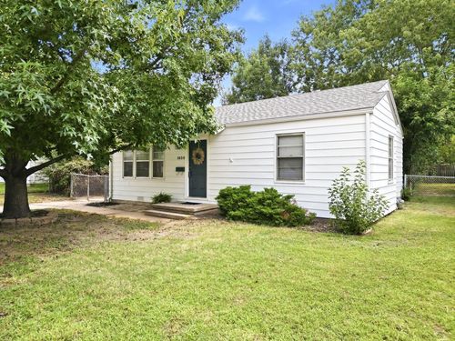 1650 N High St, Wichita, KS, 67203 | Card Image