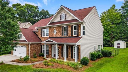 2331 Mill Ln, High Point, NC, 27265-9184 | Card Image