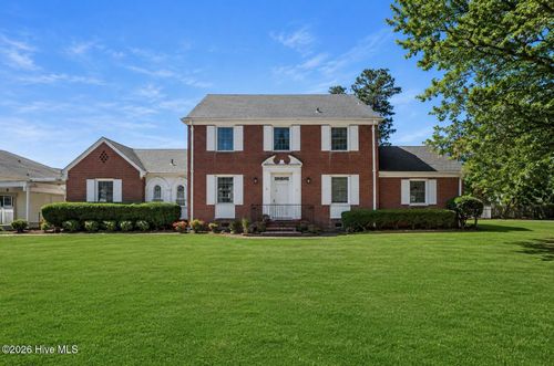 201 E Hargett St, Richlands, NC, 28574-8179 | Card Image